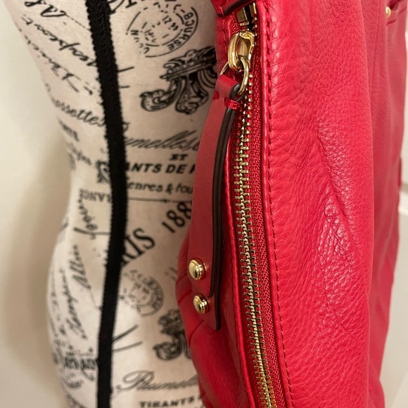 B Makowsky Red Leather Handbag - Picture 7 of 16